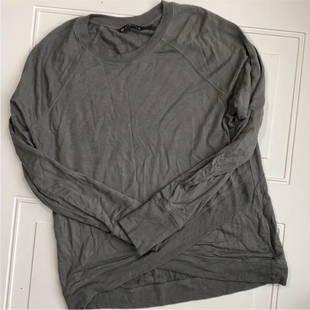 Athleta Criss Cross My Heart Lightweight Pullover Sweatshirt Gray Size Medium - Picture 2 of 7